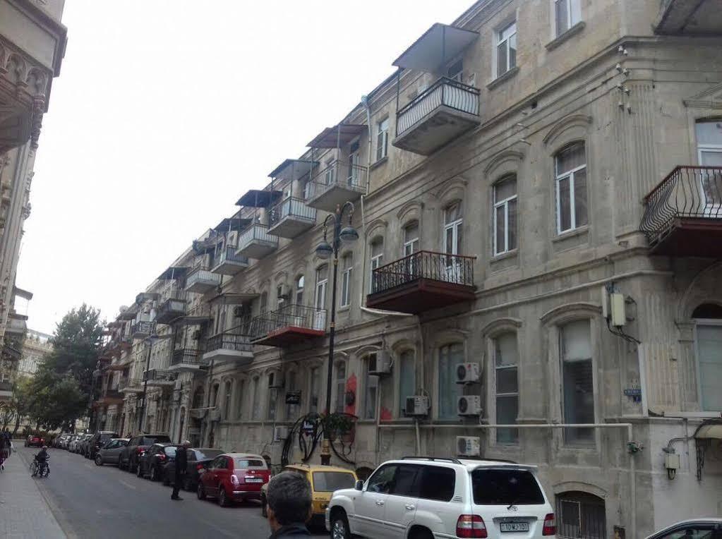 Capital Hostel Баку Екстериор снимка