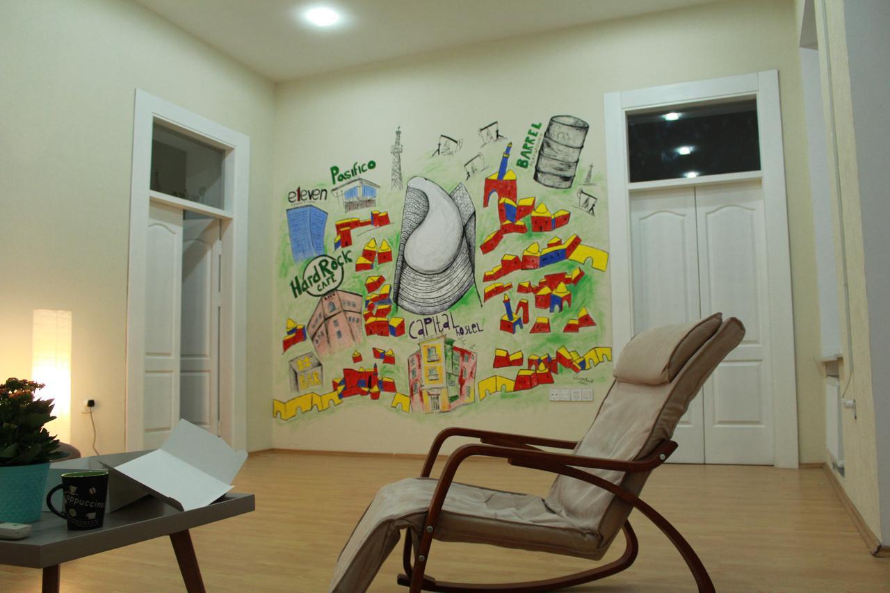 Capital Hostel Баку Екстериор снимка