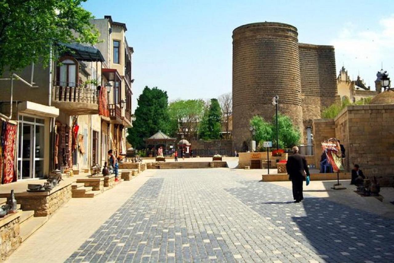 Capital Hostel Баку Екстериор снимка